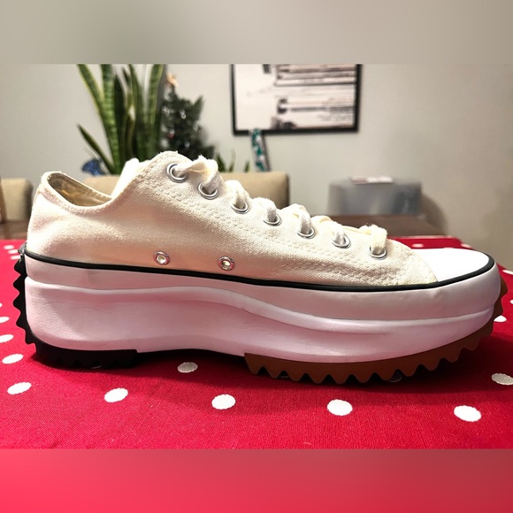 Converse Run Star Hike Low Sneakers "Canvas White and Black" Men 9.5 Women 11 - Picture 7 of 7